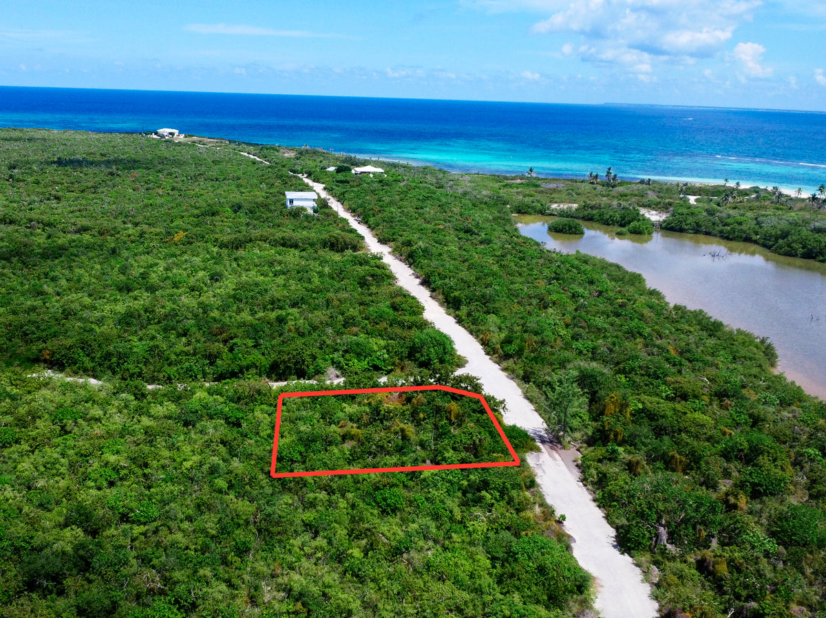 P8 Little Coral freehold land, Little Cayman